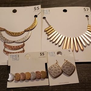 Bundle of Tri gold toned jewelry